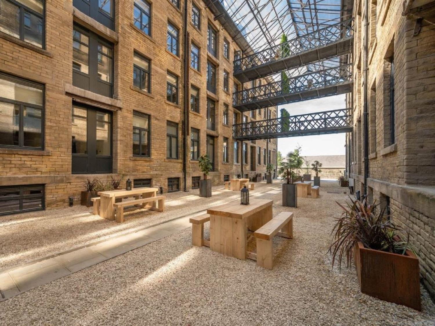 5-Bedroom Luxury Duplex Penthouse Bradford  Exterior foto